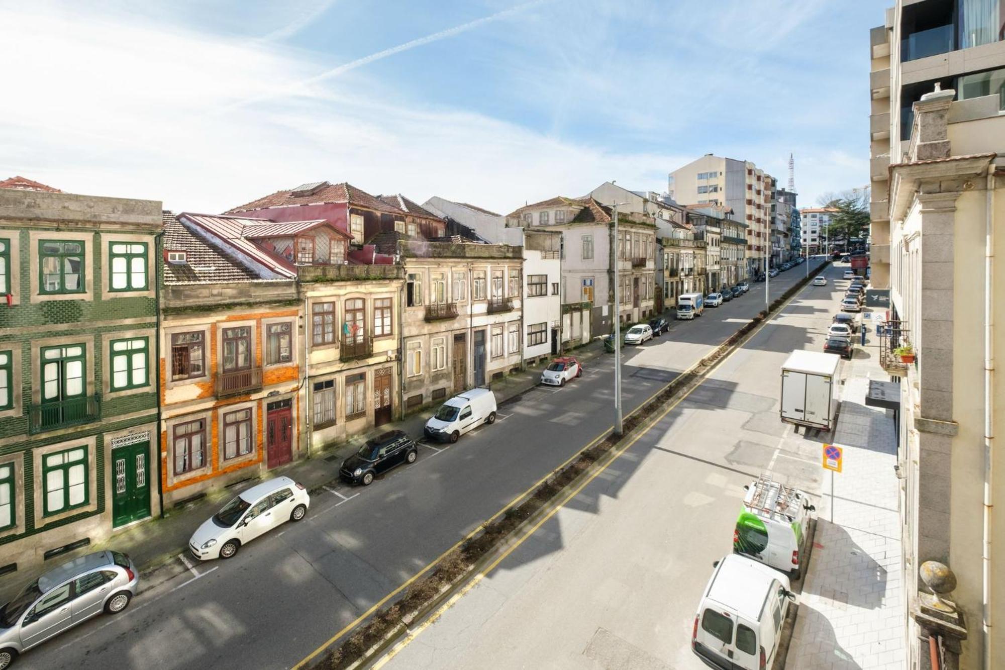 Appartamento Wonderfull Campanha Train Station With Parking